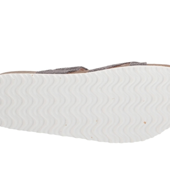 YOKI Women's Cork Flat sandals - Picture 2 of 12